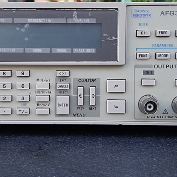 รหัส SINS013 AFG320 SONY Tektronix ARBITARY FUNCTION GENERATOR