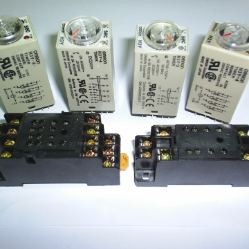 รหัส STE011 Timer พร้อม Socket มี 12VDC,24VDCและ220V คลิกดูรายละเอียด>>