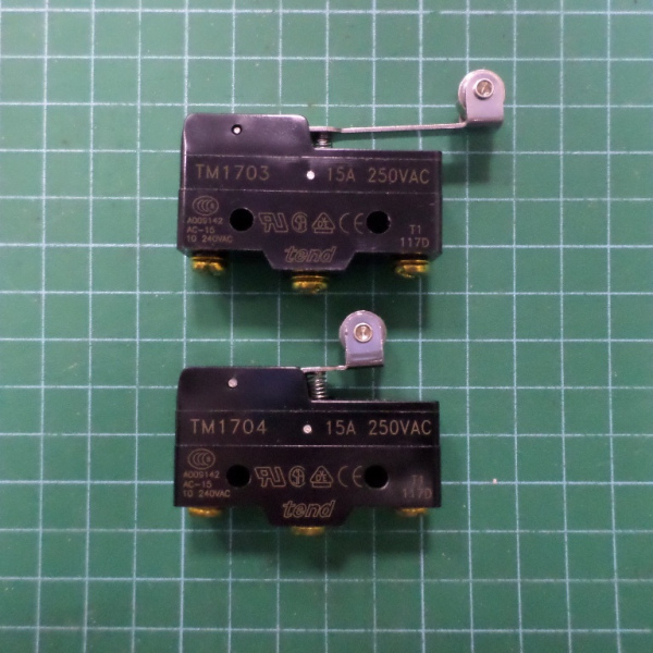 รหัส SMR024 Micro Switch 15A. มีล้อสั้น และ ยาว คลิกดูรายละเอียด>>